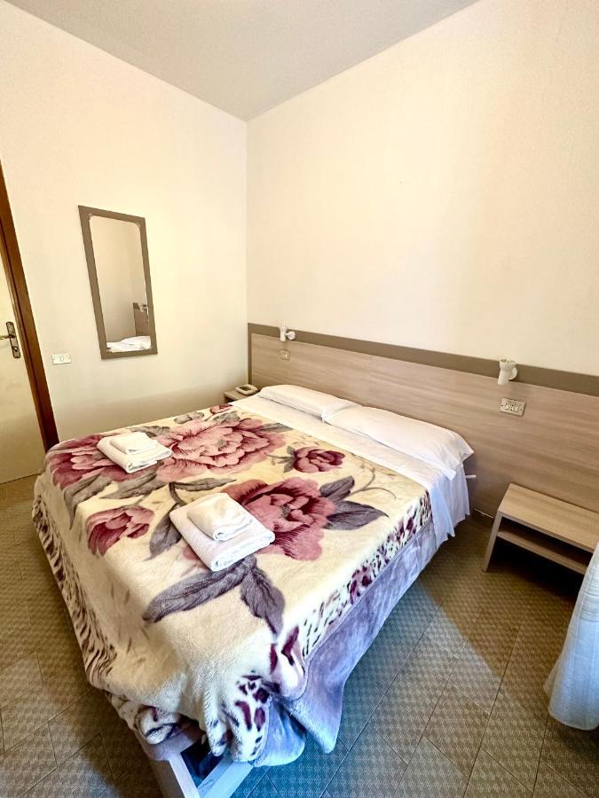 Hotel Aurora La Spezia Extérieur photo